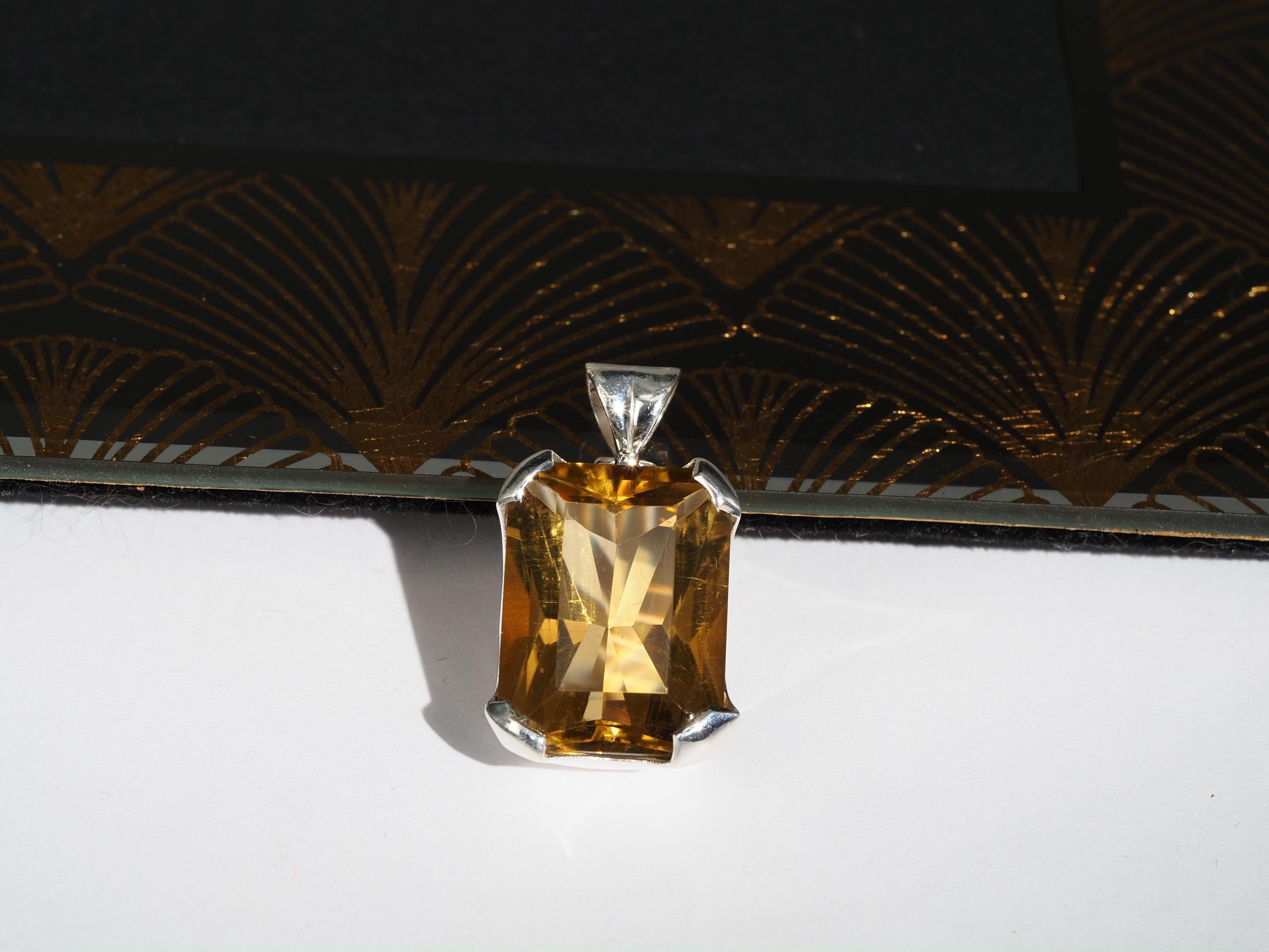 Citrin Anhänger gefasst in 925 Sterling Silber