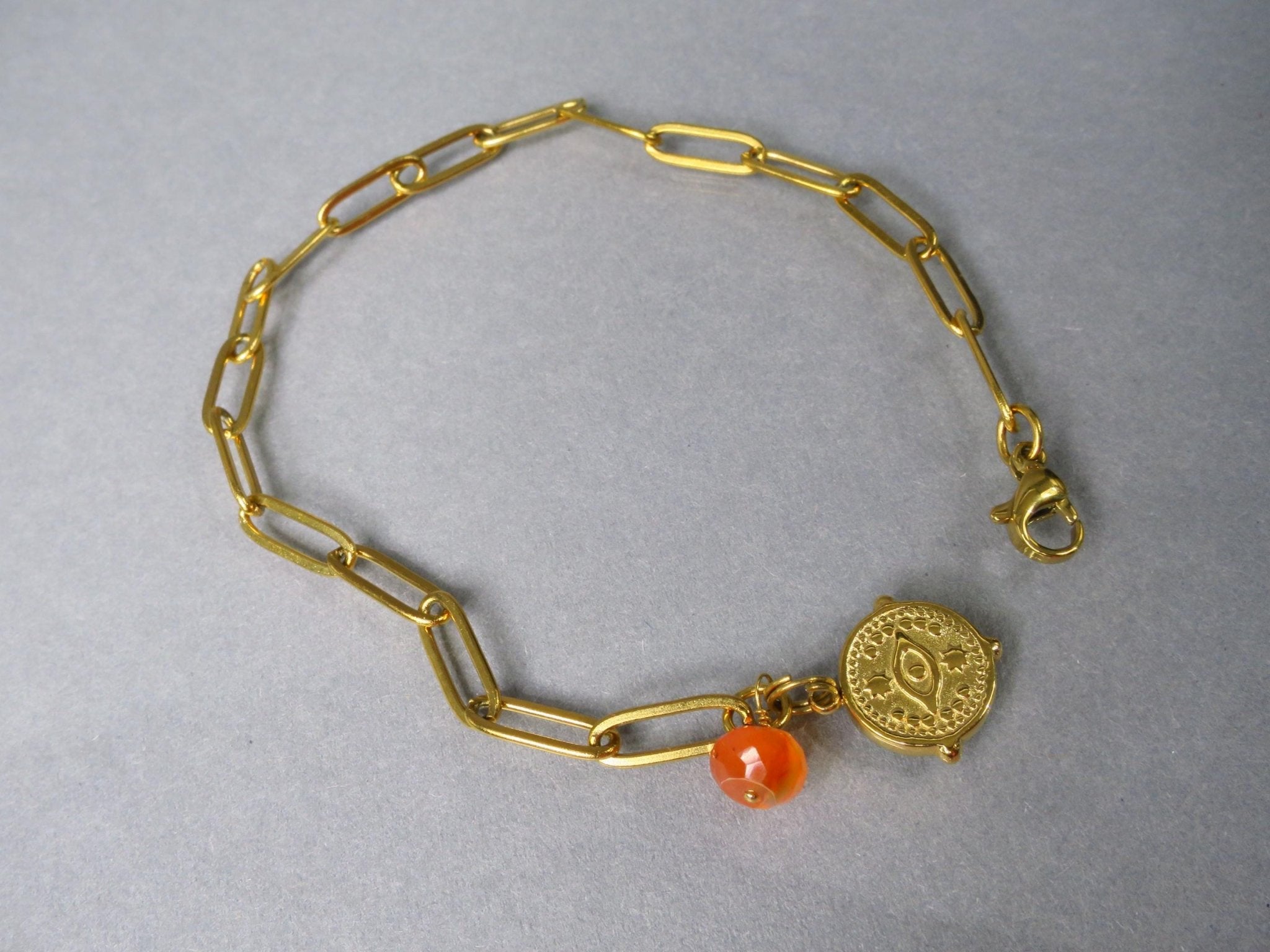Karneol Edelstein Armband in Orange und Gold, Stapelarmband, bangle bracelet