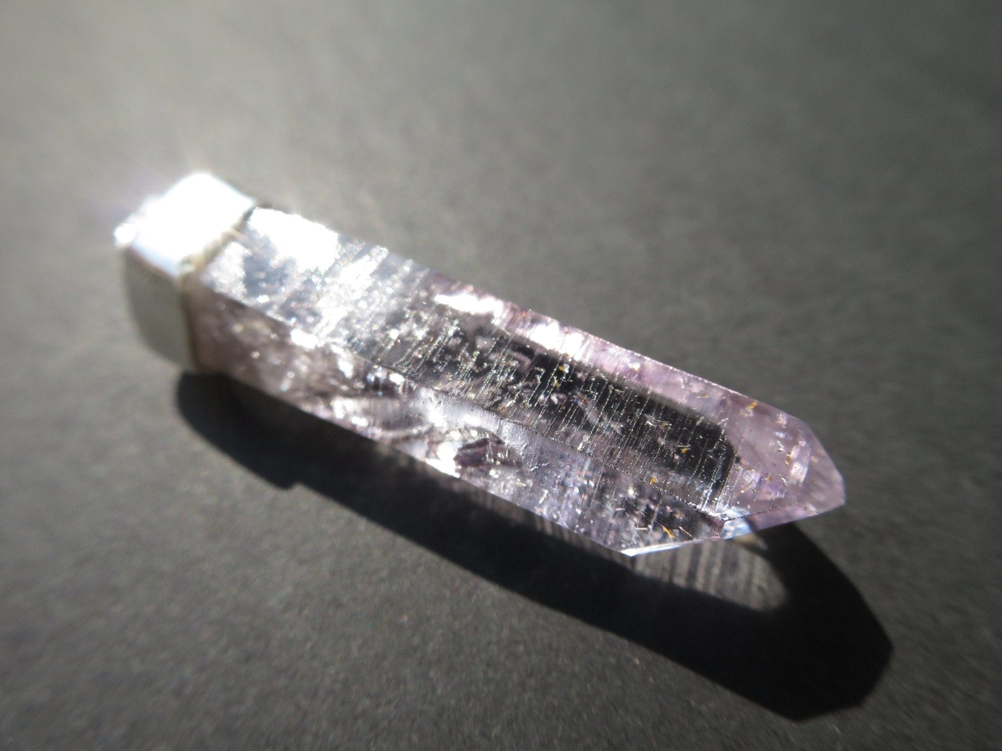 Kristall Anhänger Silber Namibia Natur Kristall Brandberg Afrika zart lila Kristall Spitze Kettenanhänger Silber Amethyst Anhänger Silber