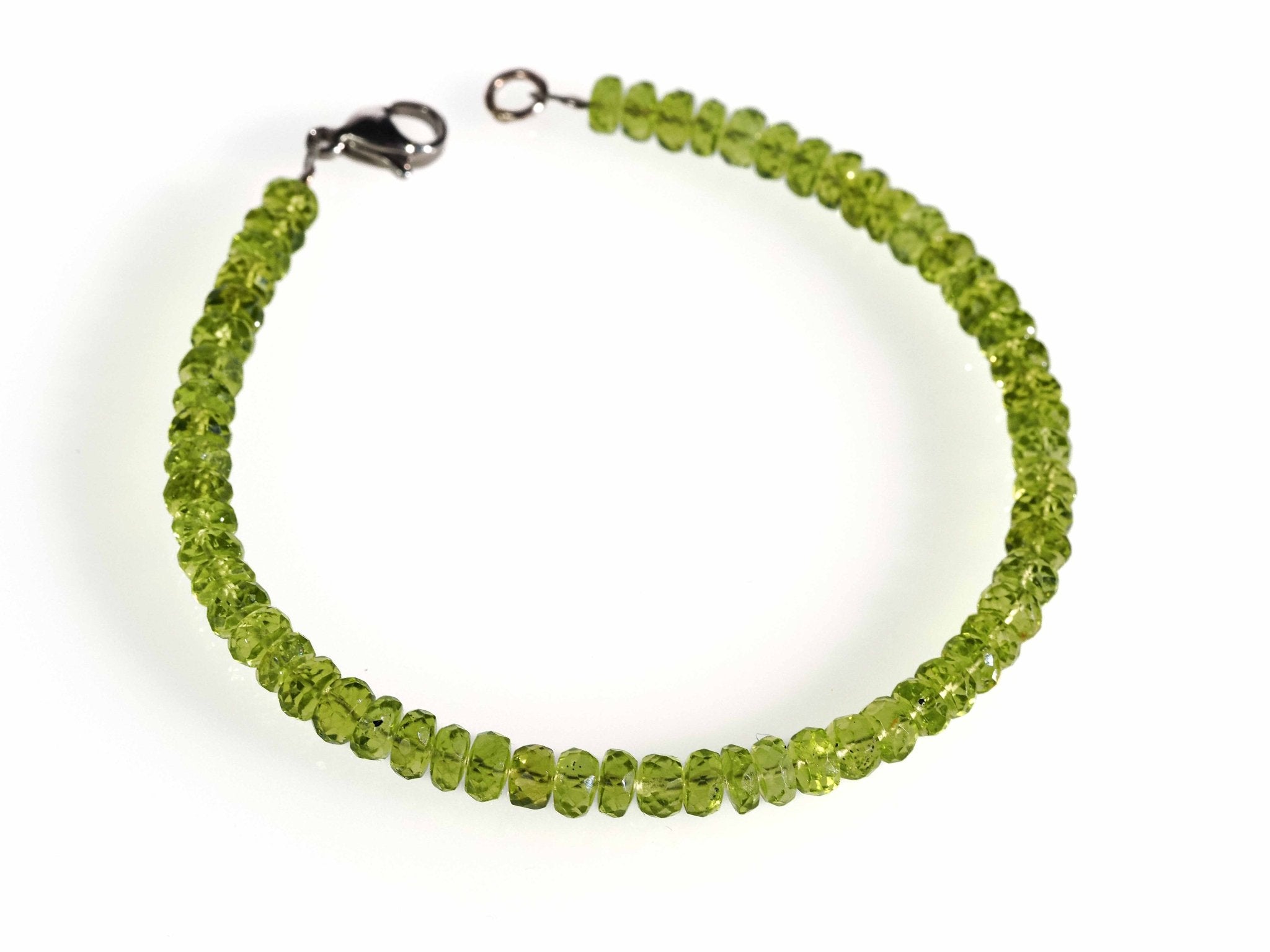 Peridot Armband in leuchtendem Grasgrün