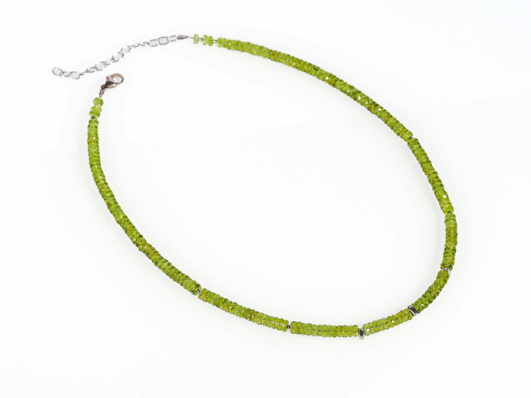 Peridot Kette facettiert – natürliche grüne Edelsteinkette mit 925 Silber Verschluss