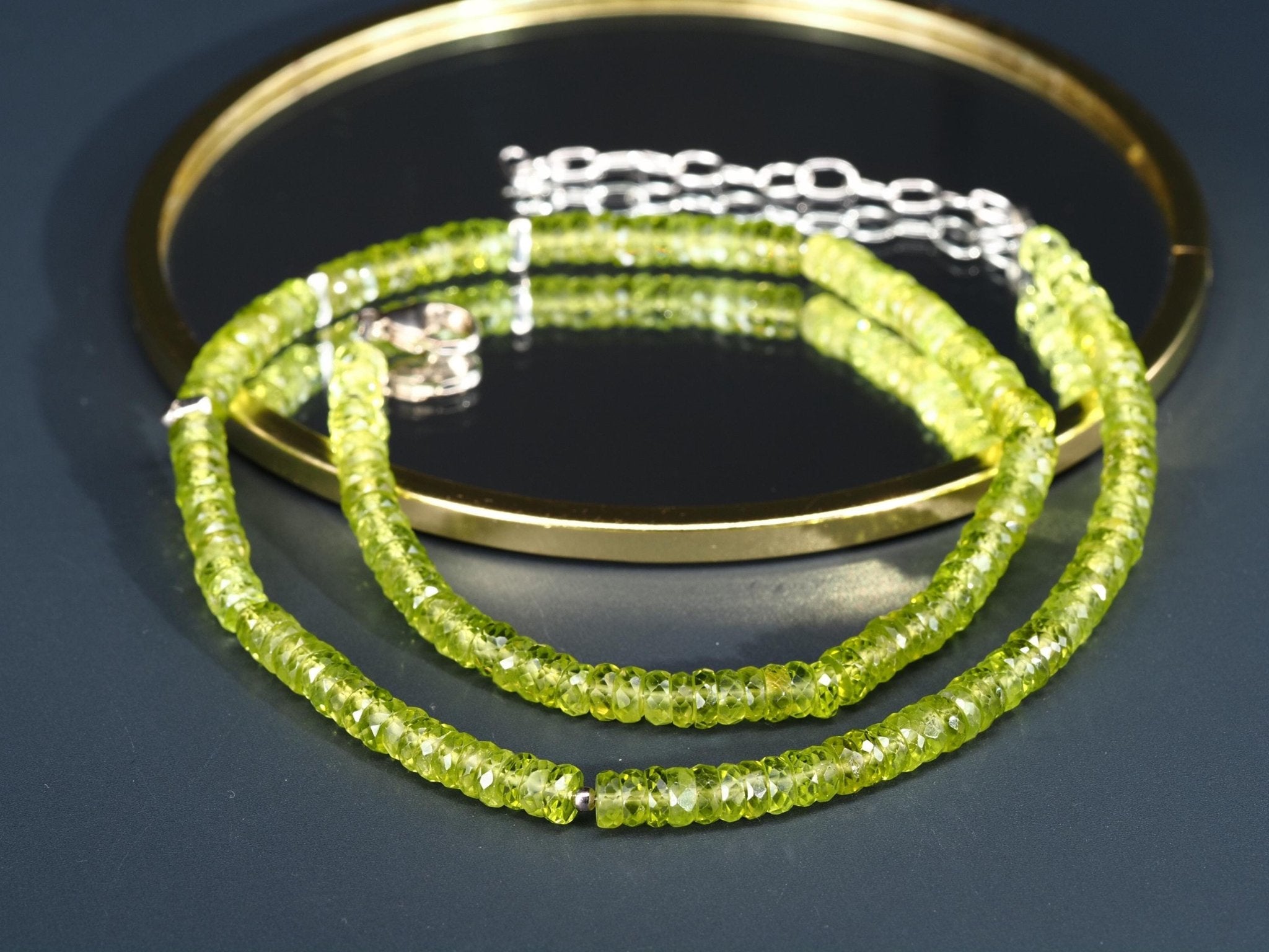 Peridot Kette facettiert – natürliche grüne Edelsteinkette mit 925 Silber Verschluss