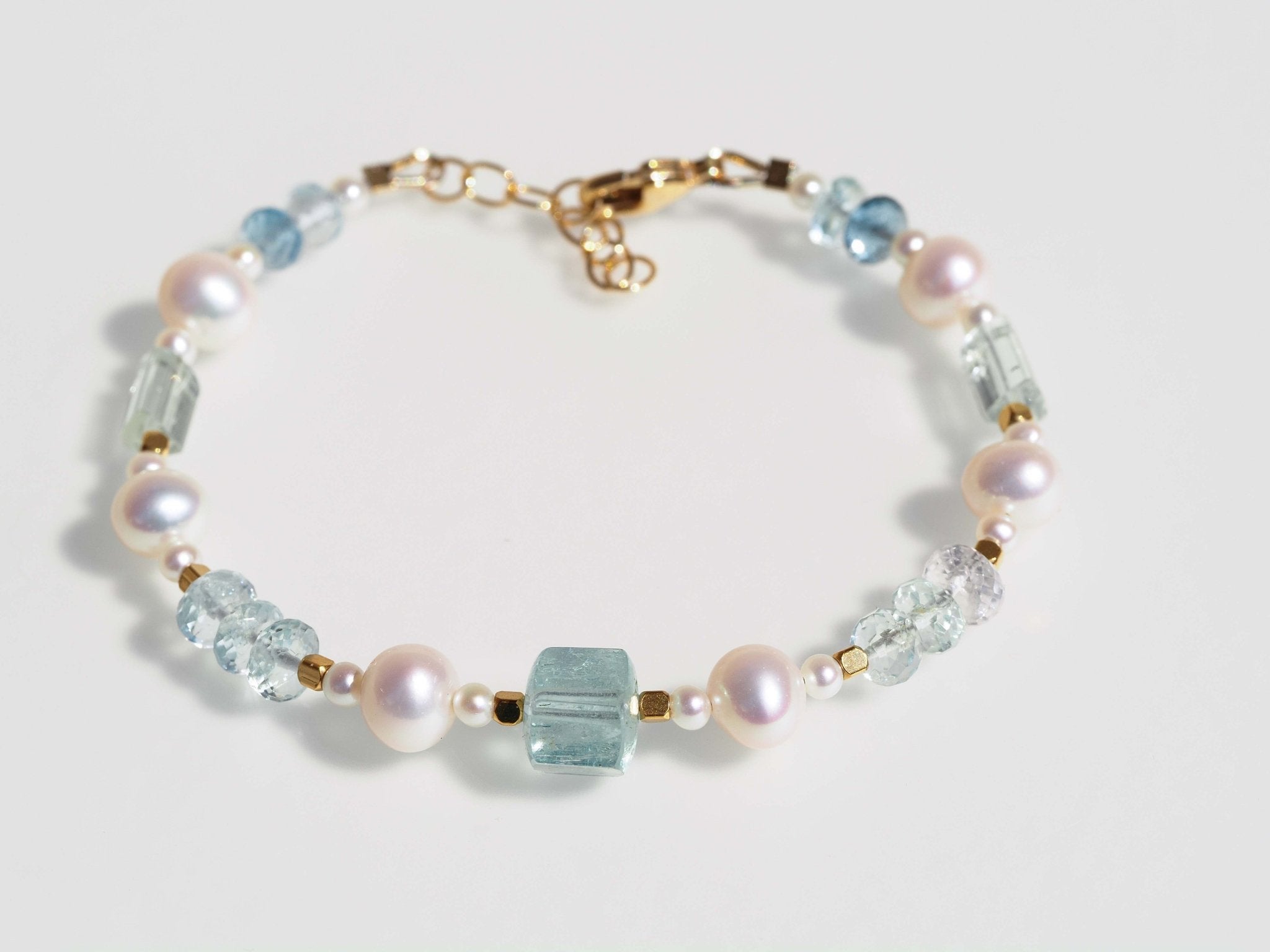 Perlen Armband mit Aquamarin– Gold Filled Verschluss