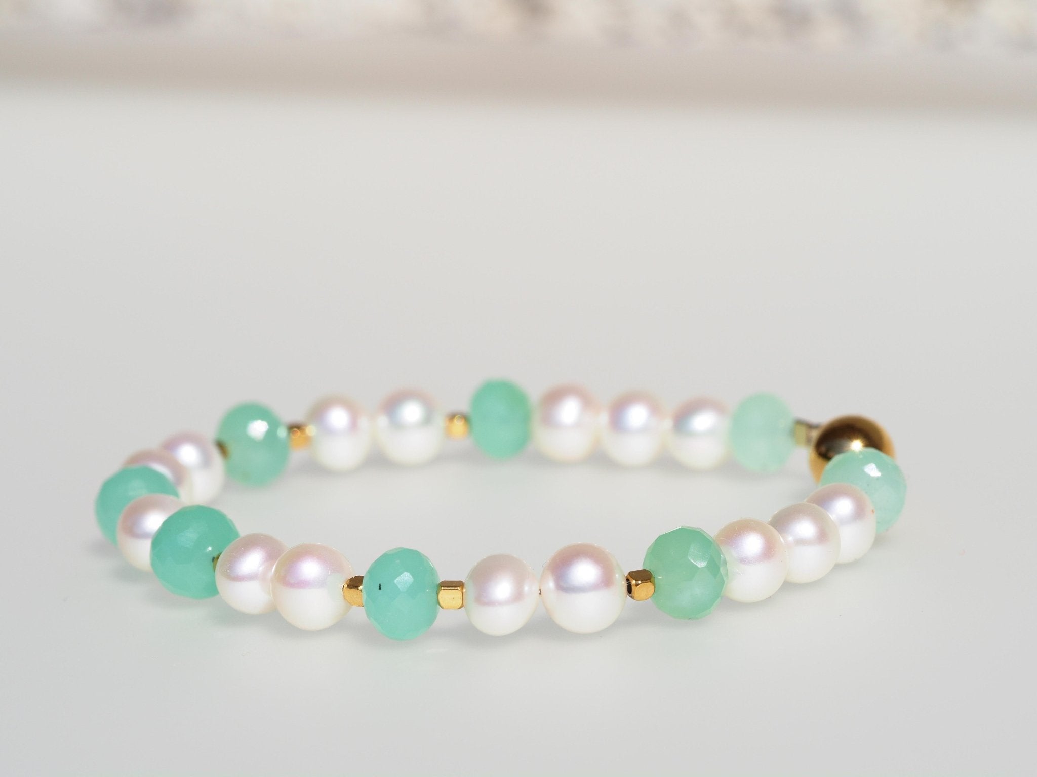 Perlen Armband mit Chrysopras– Magnet Verschluss