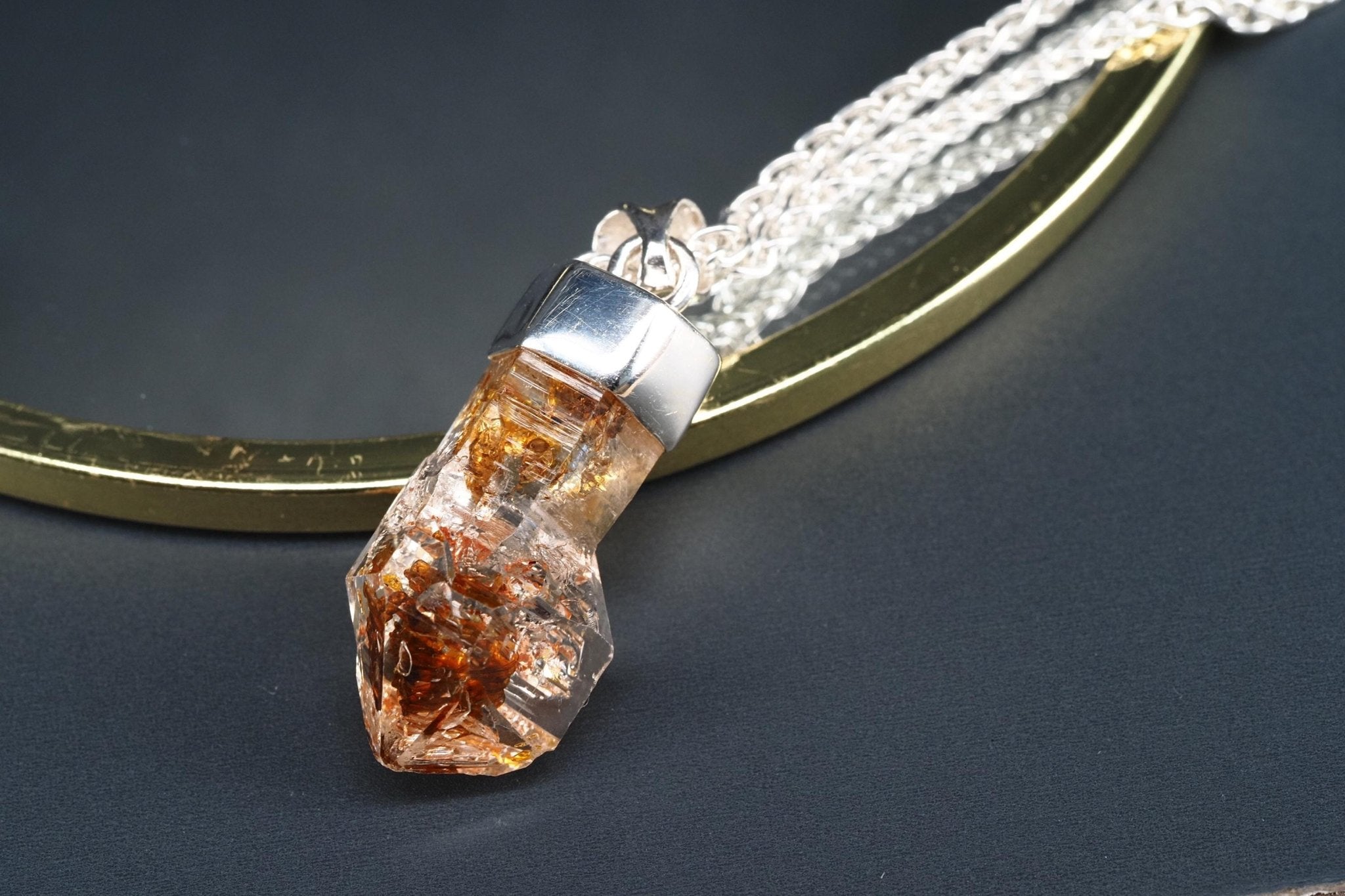 Petroleum Quarz Anhänger 35,5mm Lang Silber UV Kristall