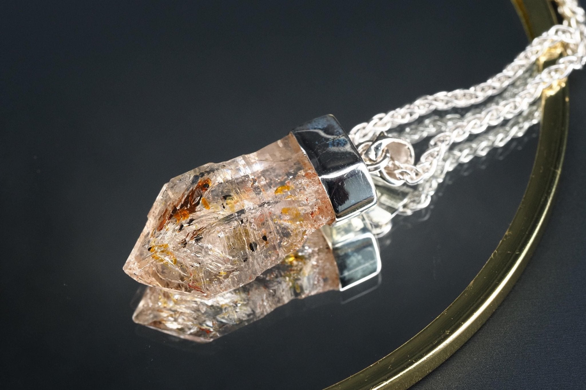 Petroleum Quarz Anhänger 39mm Lang Silber UV Kristall