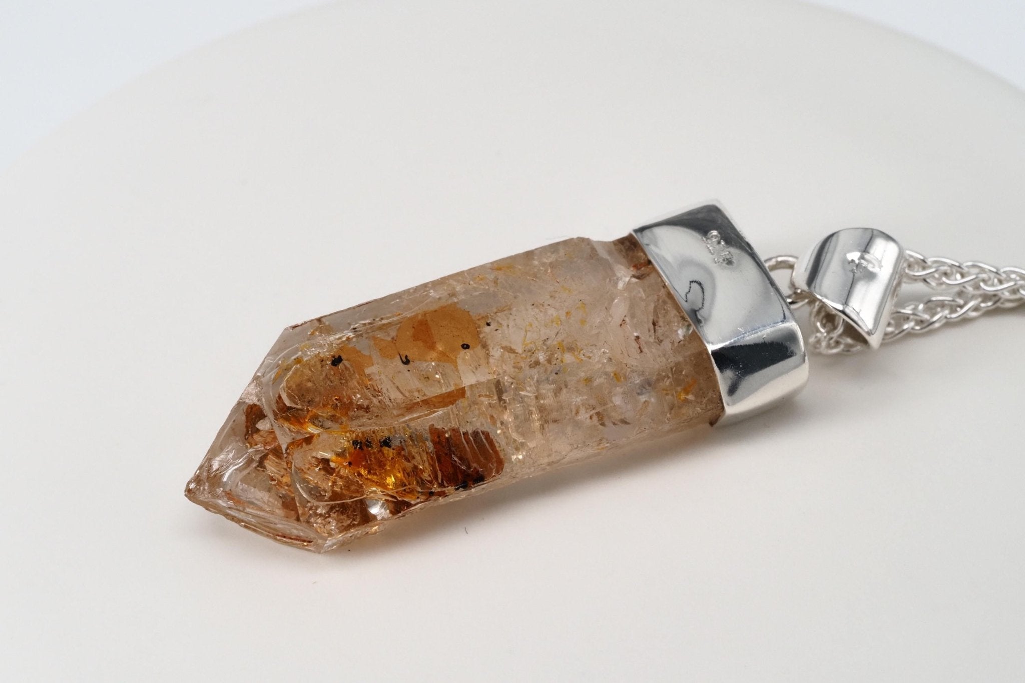 Petroleum Quarz Anhänger 47mm Lang Silber UV Kristall