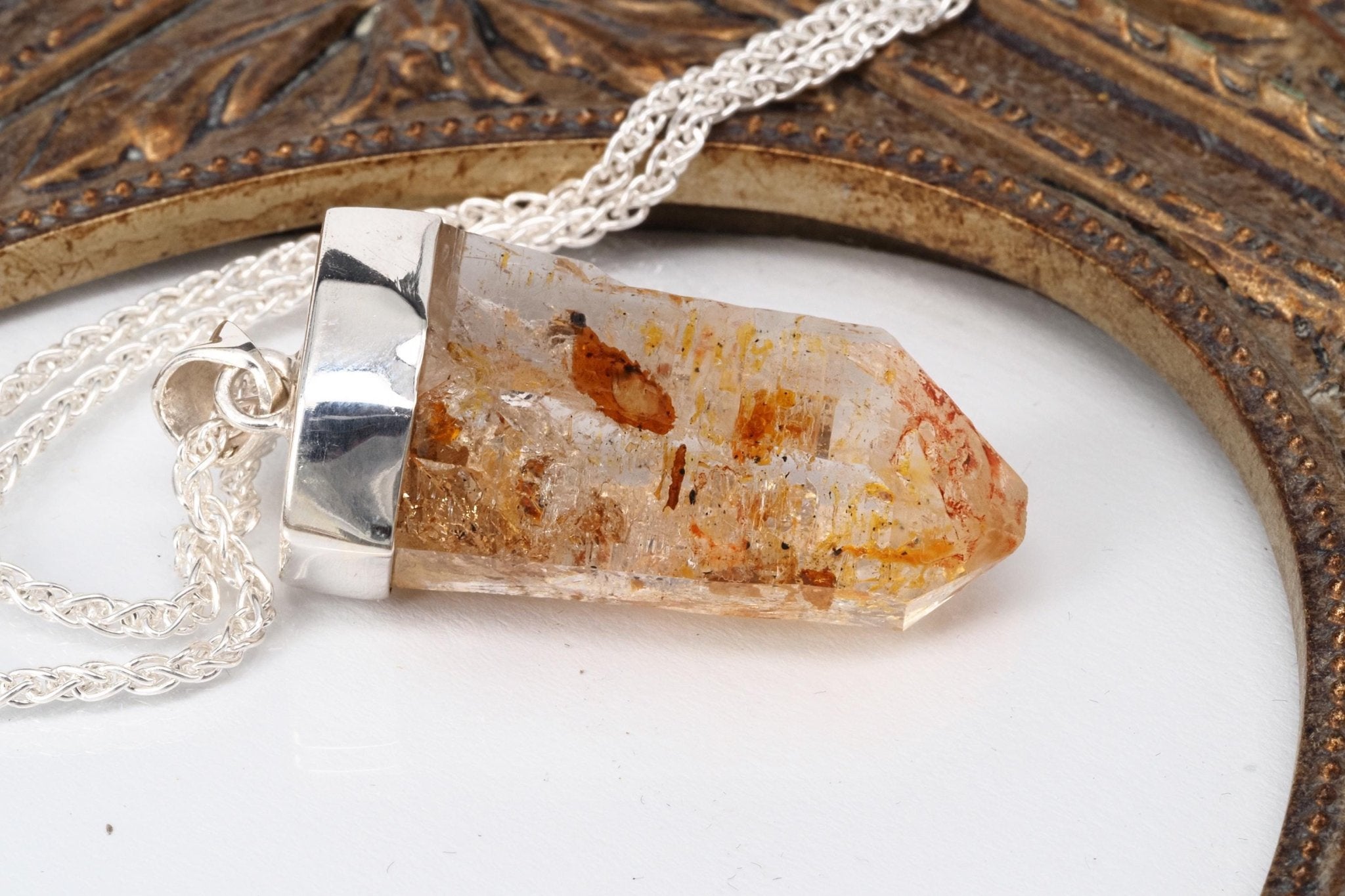 Petroleum Quarz Anhänger Firefly Kristall aus Madagaskar gefasst in 925 Sterling Silber