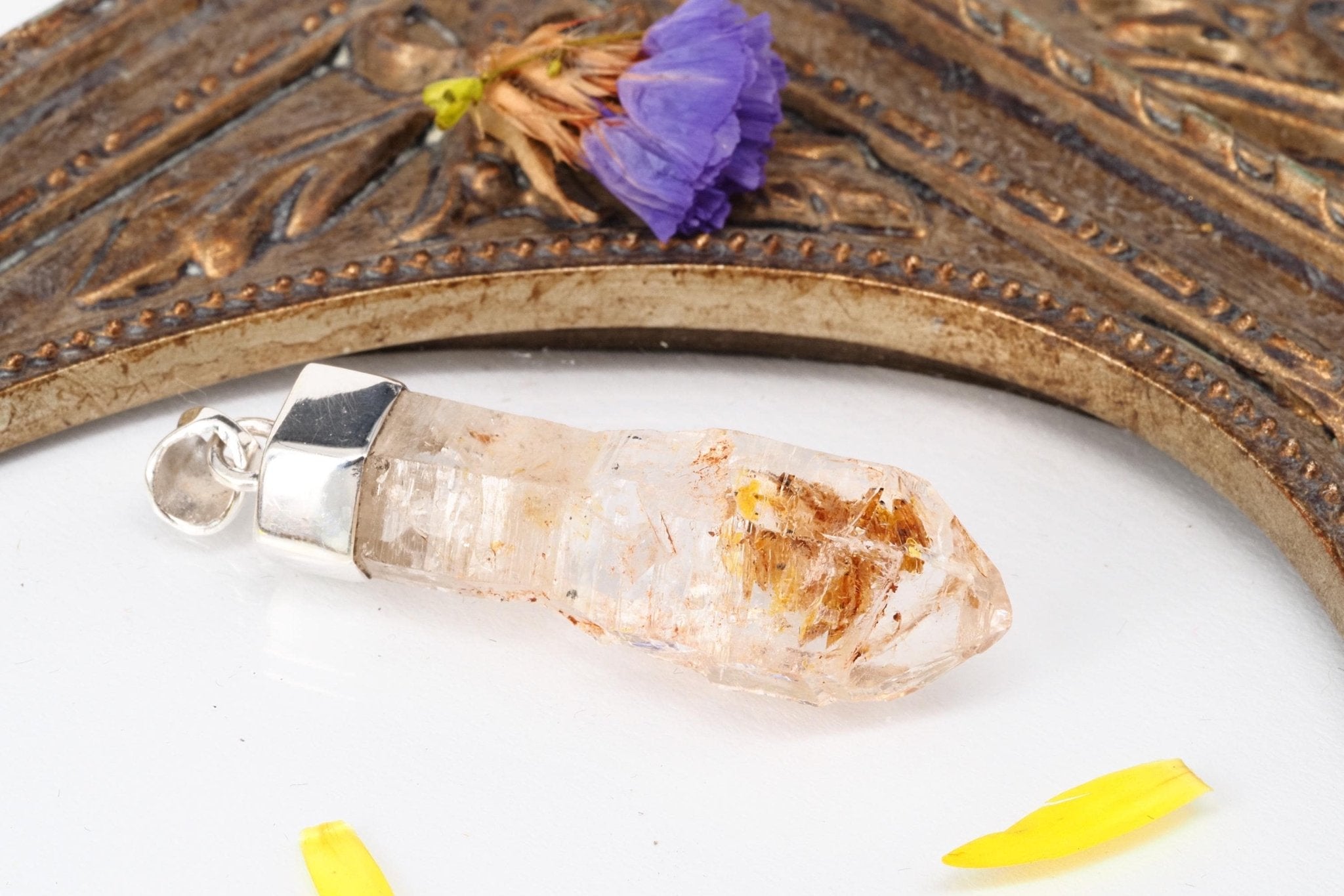 Petroleum Quarz Anhänger Firefly Kristall aus Madagaskar gefasst in 925 Sterling Silber UV Kristall Zepter