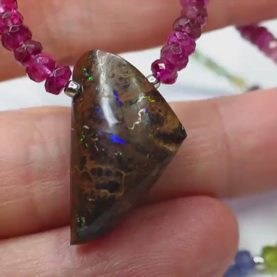 Yowah Opal Anhänger Australien boulder Opal Kette Turmalin multi color Sterling Silber rhodiniert
