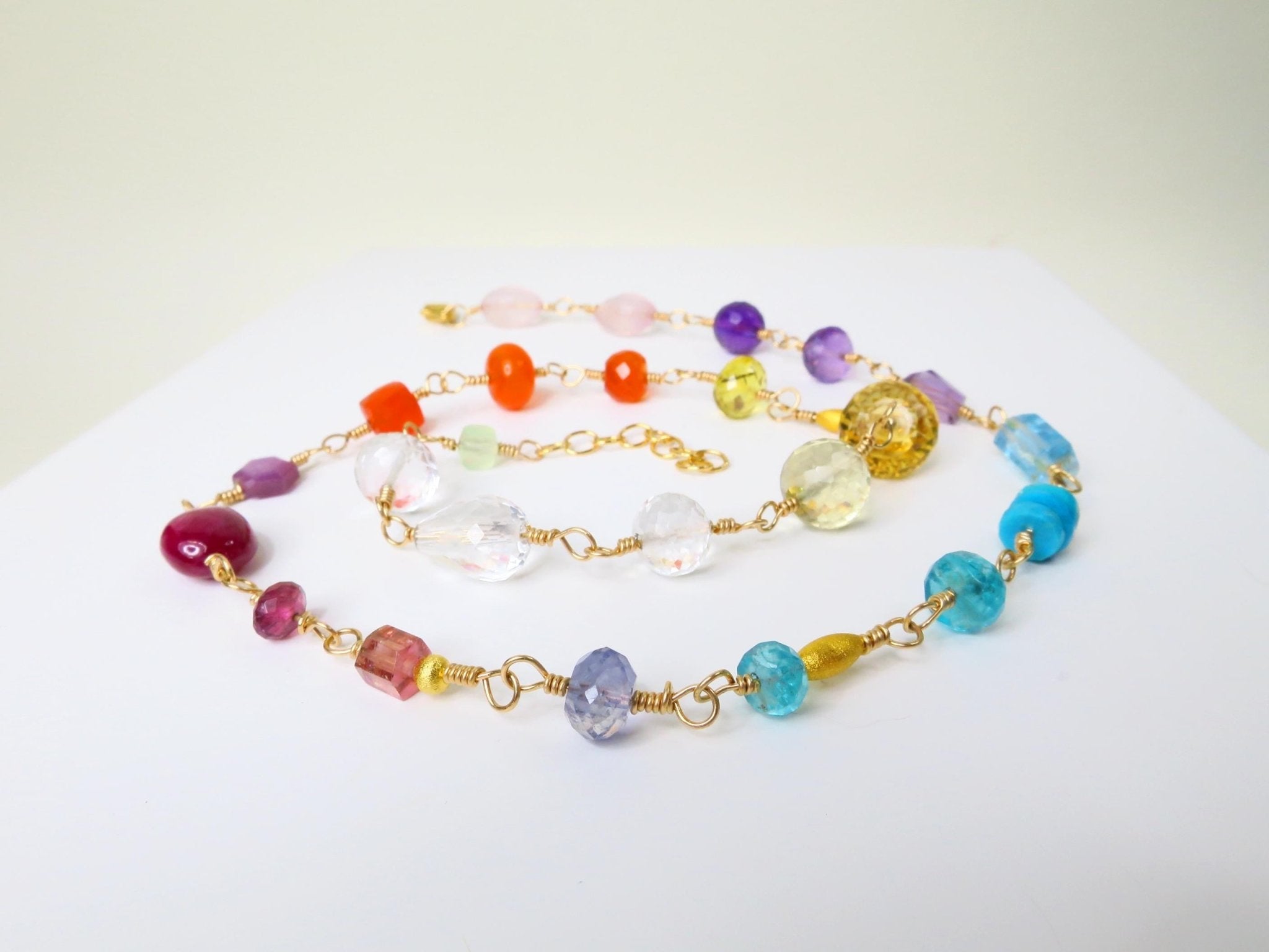 Rosenkranz Kette mit bunten Edelsteinen Gold filled Rosary Halskette AAA Qualität