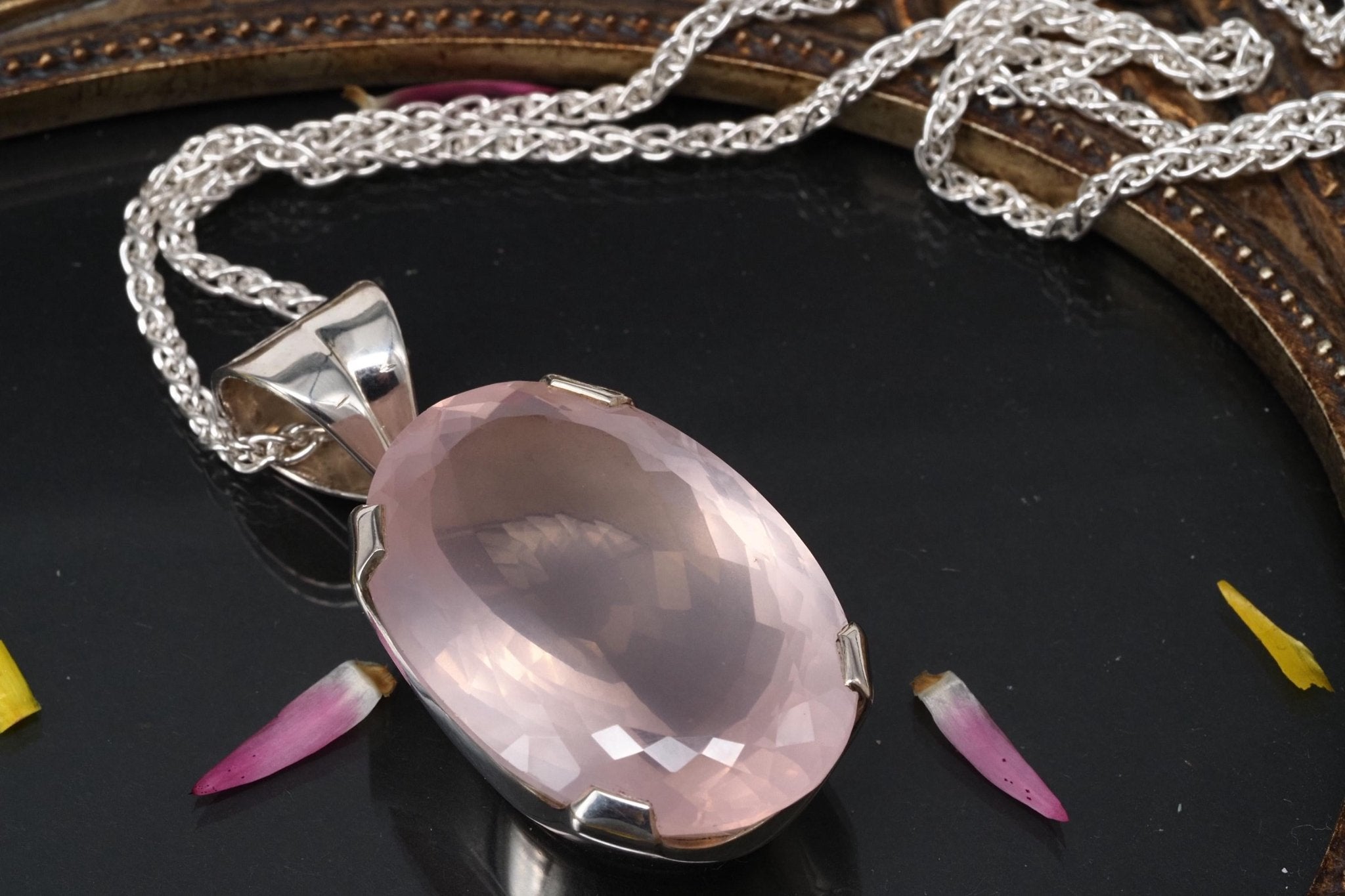 Rosenquarz Anhänger Edelstein facettiert Einzelstück