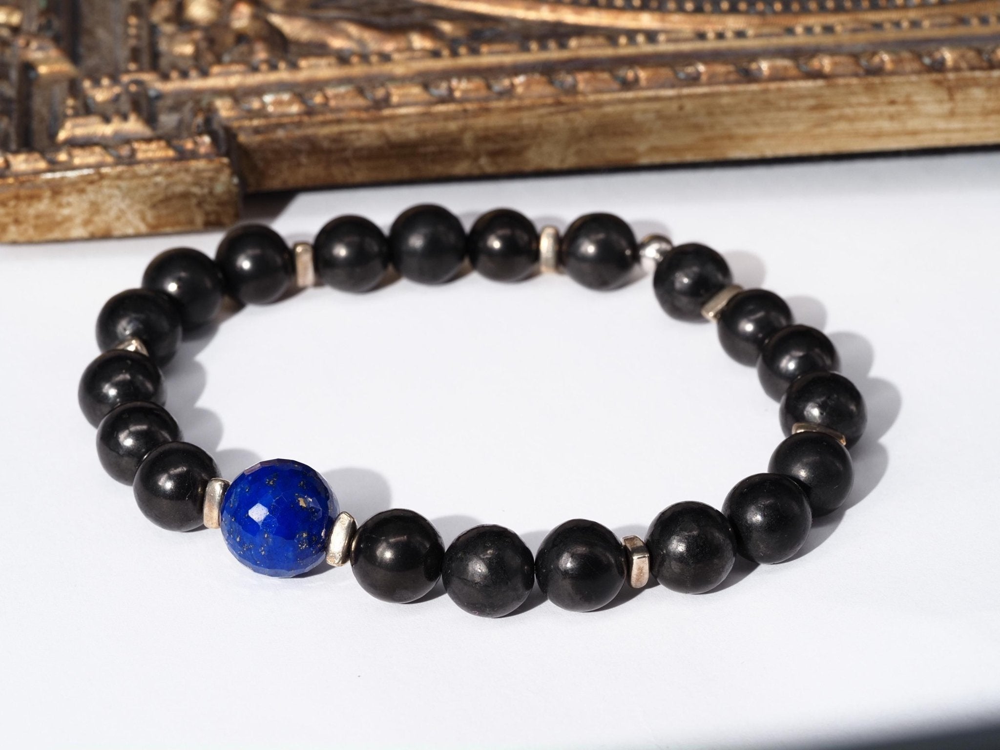 Schungit Armband – edles Unisex - Edelsteinarmband mit Lapislazuli & Silberdetails