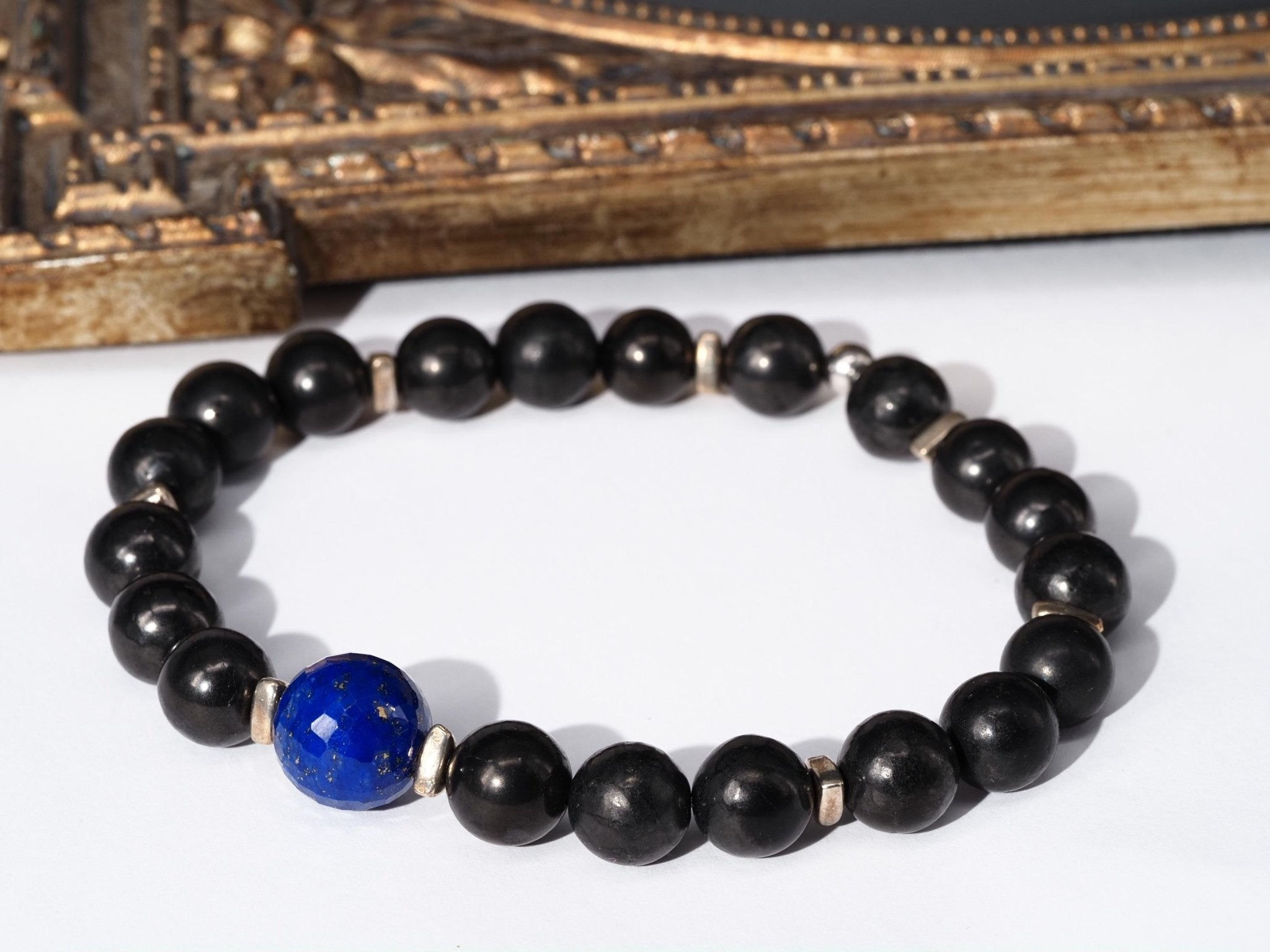Schungit Armband – edles Unisex - Edelsteinarmband mit Lapislazuli & Silberdetails