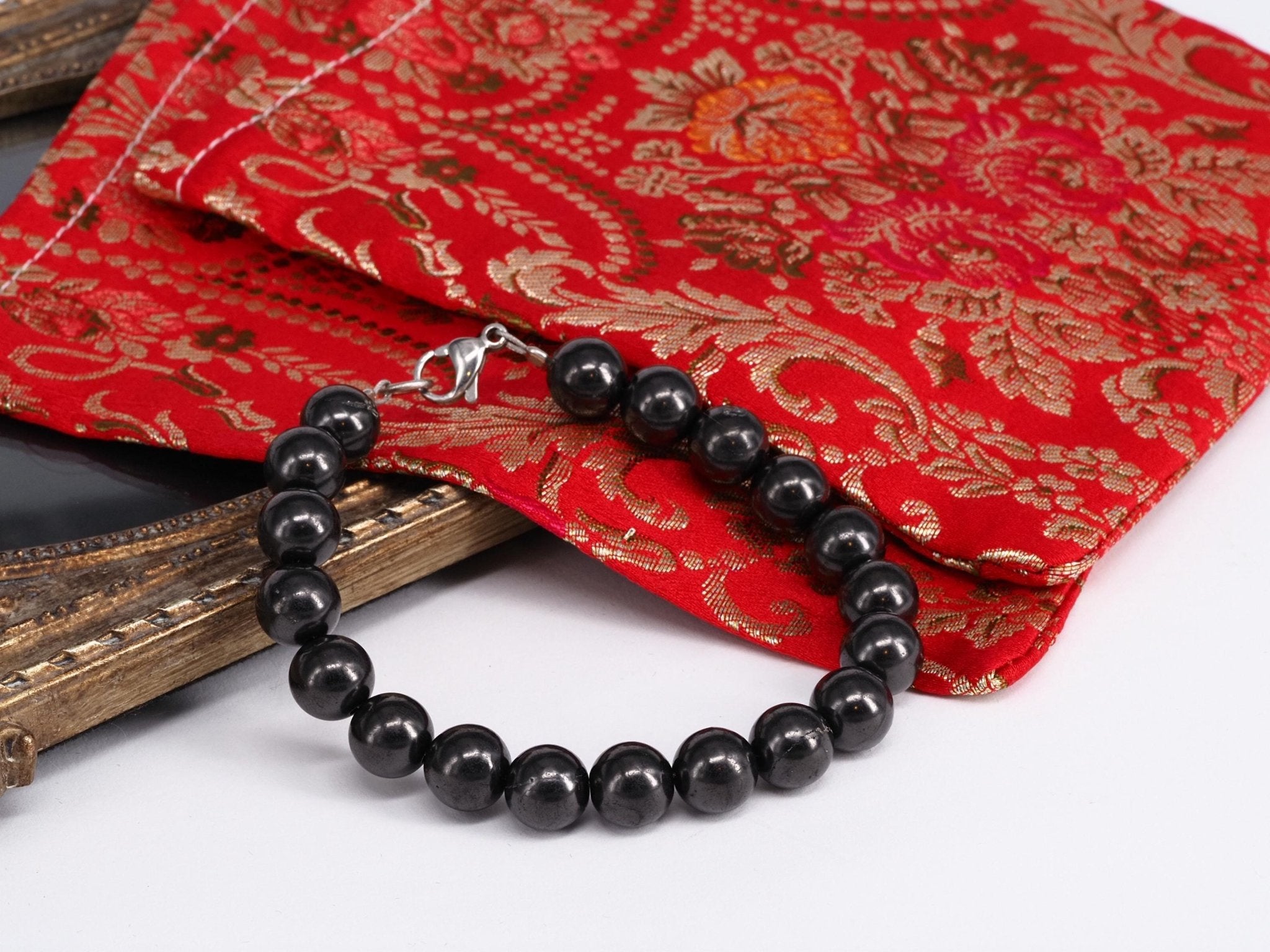 Schungit Armband Eleganz trifft auf kraftvolle Energie