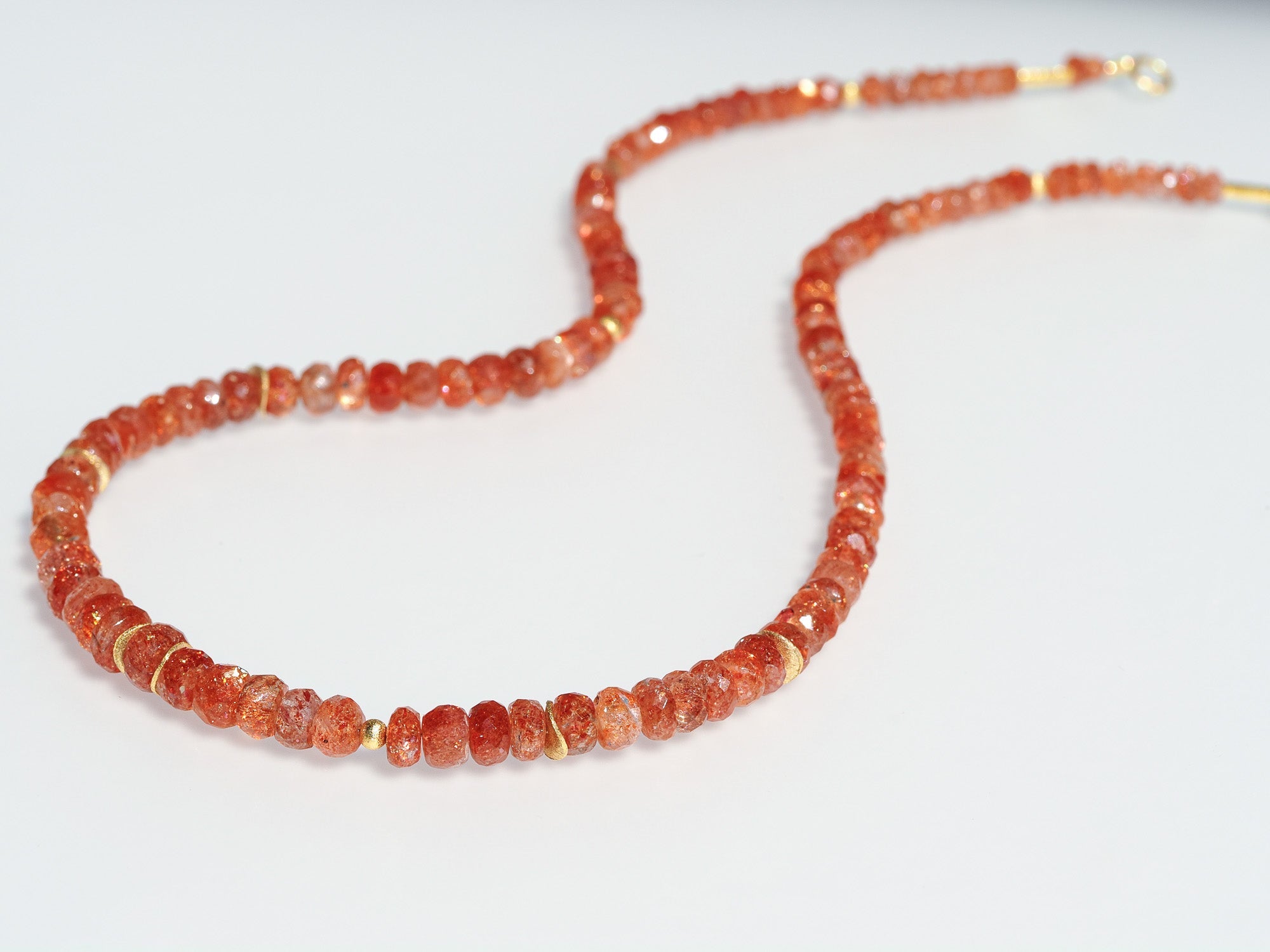 Sonnenstein Kette 48,5cm vergoldet Edelsteinkette