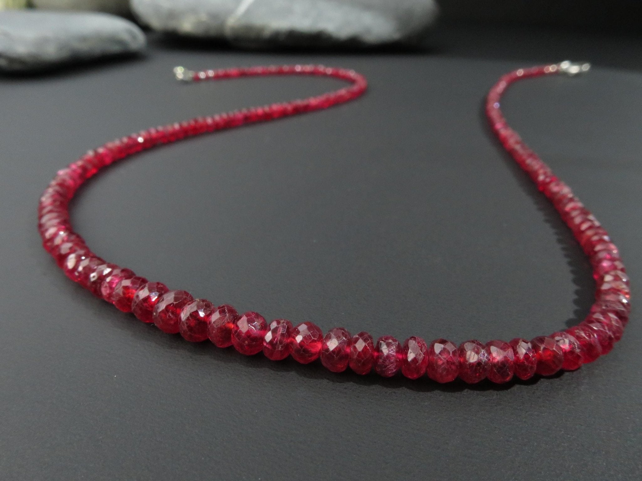 Spinell Kette rot Natur Edelstein unbehandelt mit Sterling Silber Verschluss rhodiniert