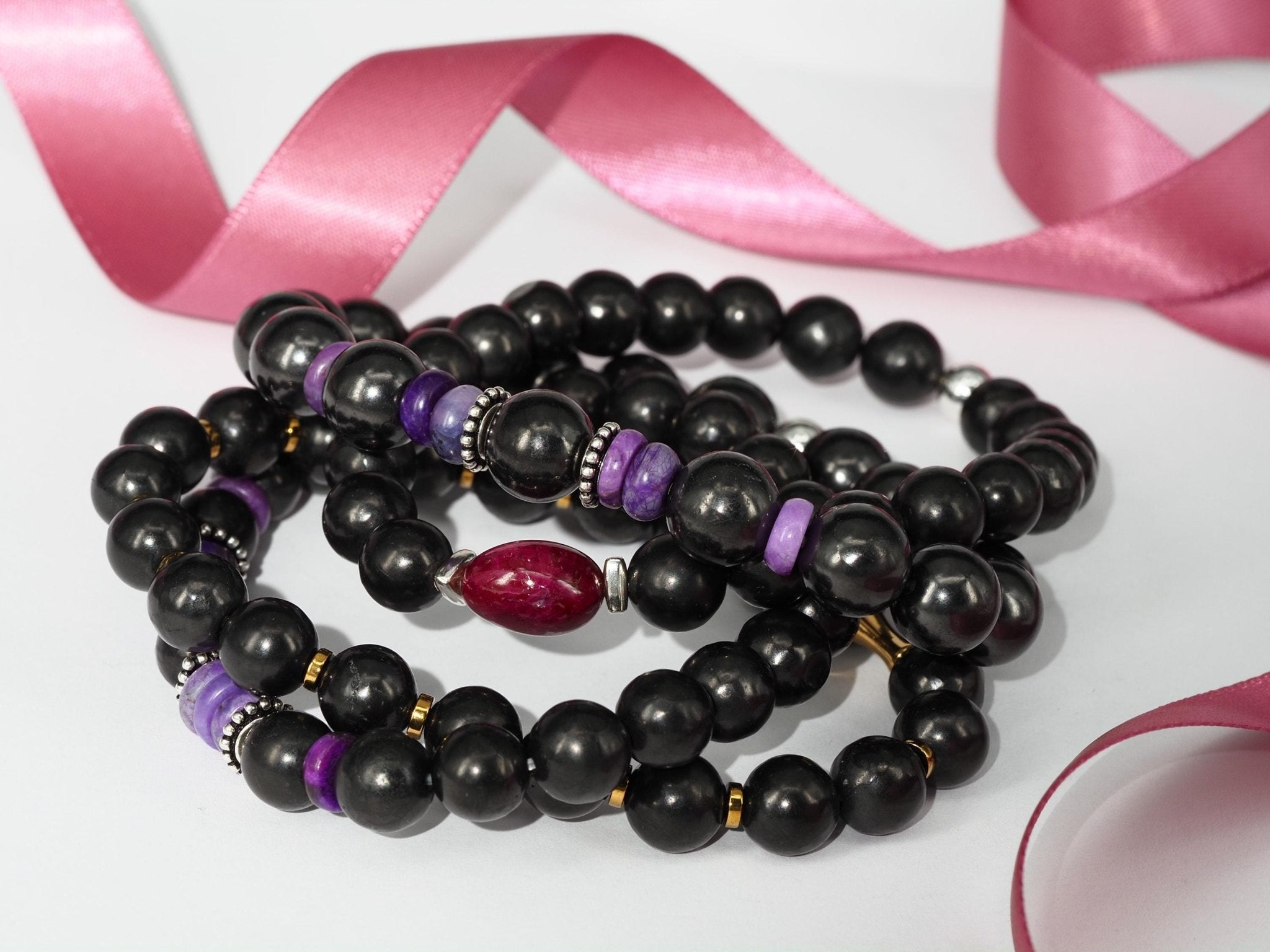 Sugilith Armband 100% Natur edles Unisex Armband aus seltenem lila Edelstein