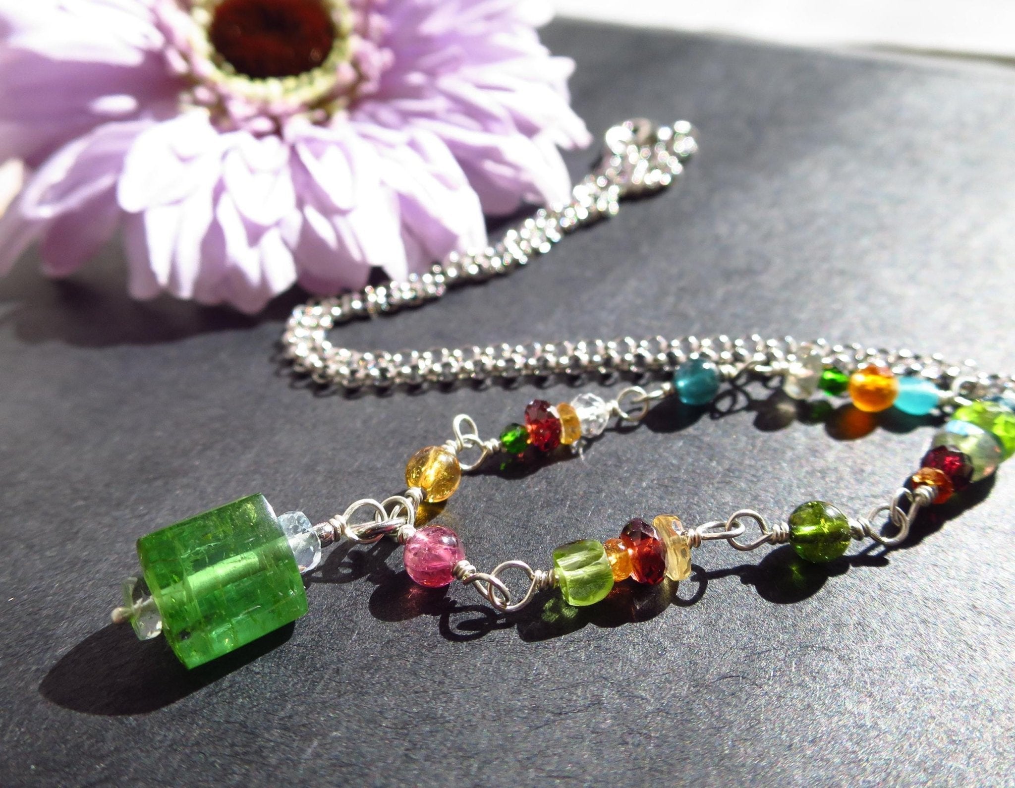 Turmalin Anhänger Silber Kette grün Turmalin Spitze Rosary Silber Turmalin Kristall Anhänger Rosenkranz Silber Edelstein Bunt Kette Silber