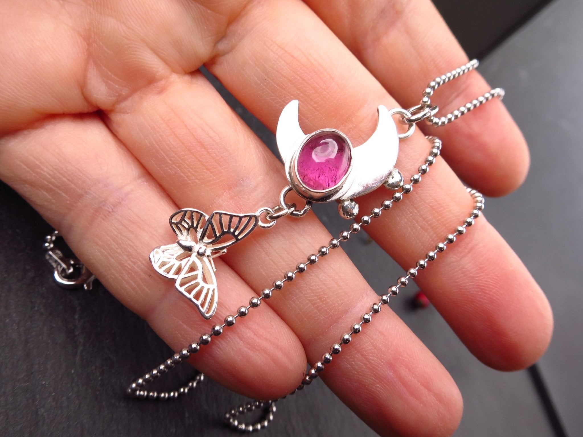 Turmalin Silber Anhänger Mond Rubellit Anhänger Kette Turmalin Collier Silber Turmalin Pink Unikat Mond Schmuckanhänger Biene Edelstein